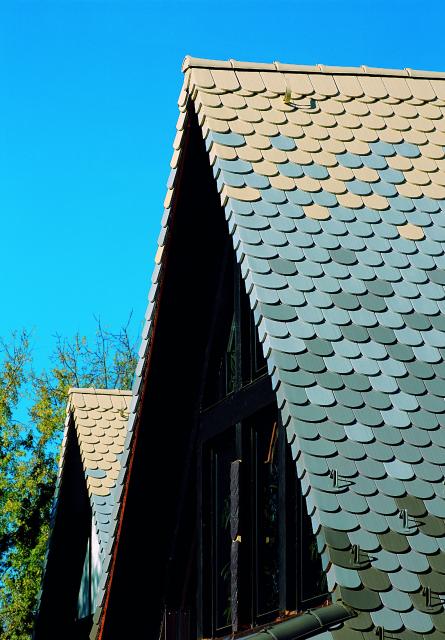 062